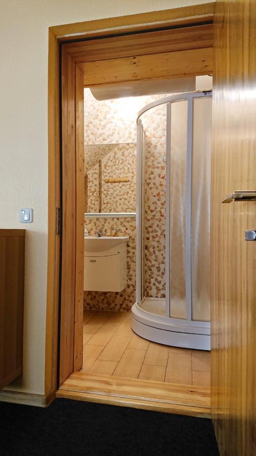 Riga City Center Quiet Apartment With Free Private Parking Luaran gambar