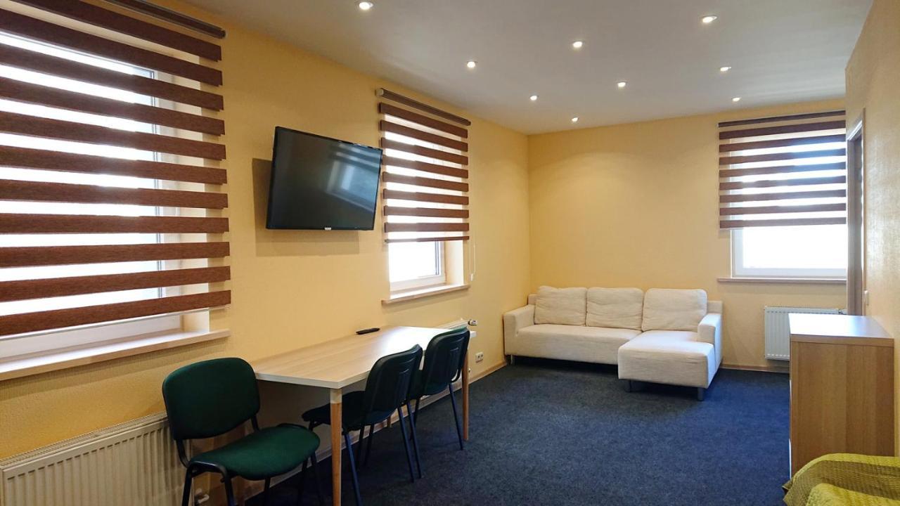Riga City Center Quiet Apartment With Free Private Parking Luaran gambar