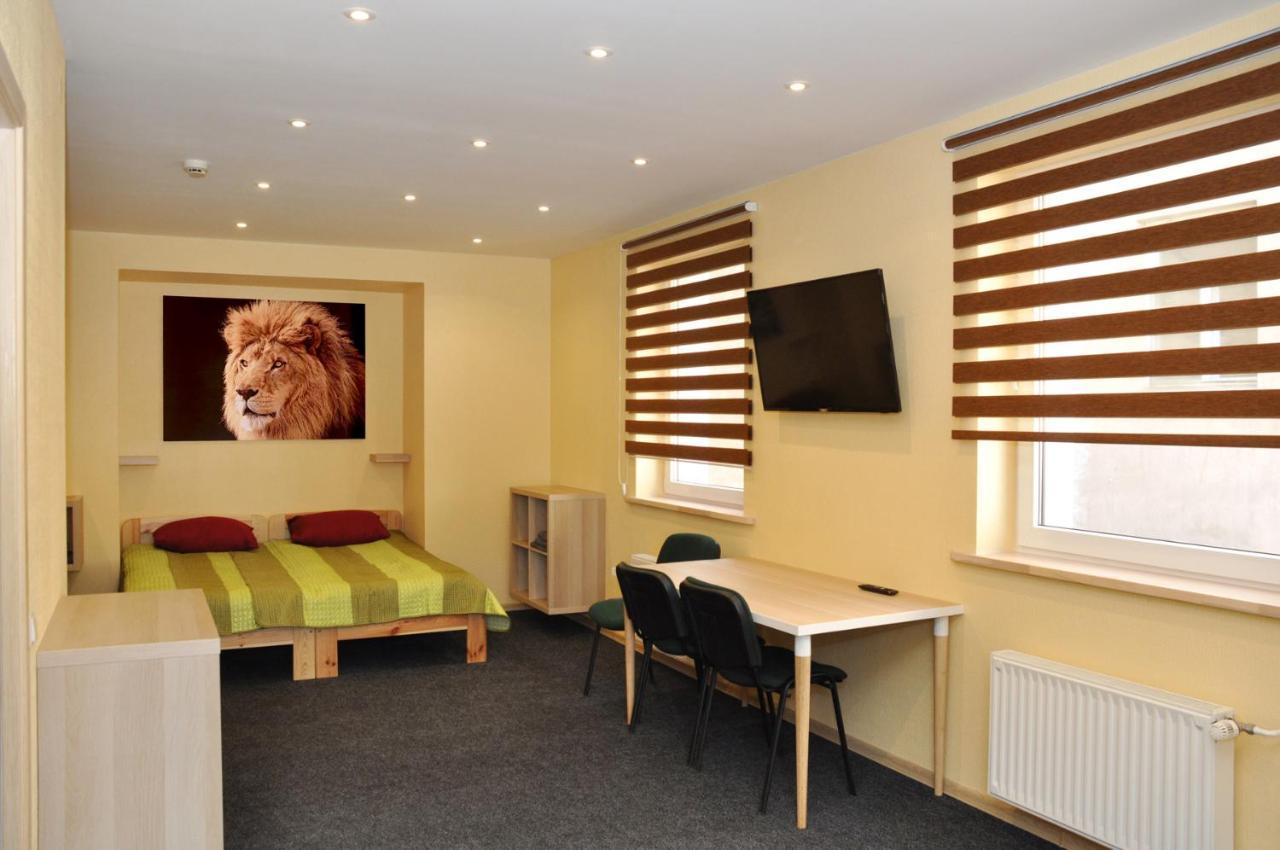 Riga City Center Quiet Apartment With Free Private Parking Luaran gambar